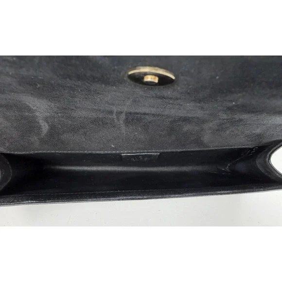 Gucci Broadway Clutch Small in Black Embossed Microguccissima Patent Leather S05 - Picture 9 of 16